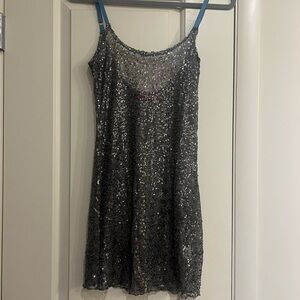 AKIRA Silver Sequin Lace Fabric Tunic Tank